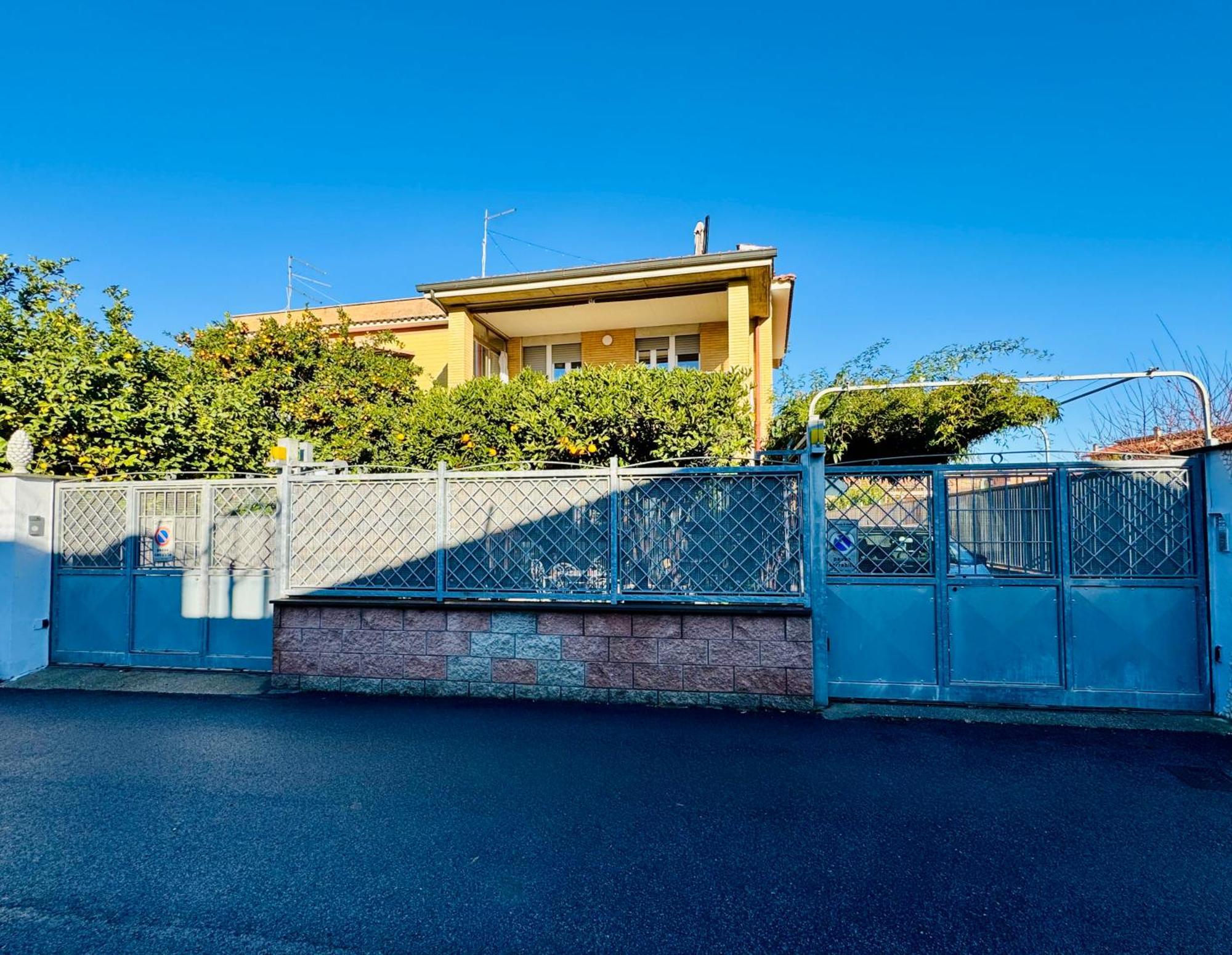 Fil Rouge Hotell Ciampino Exteriör bild