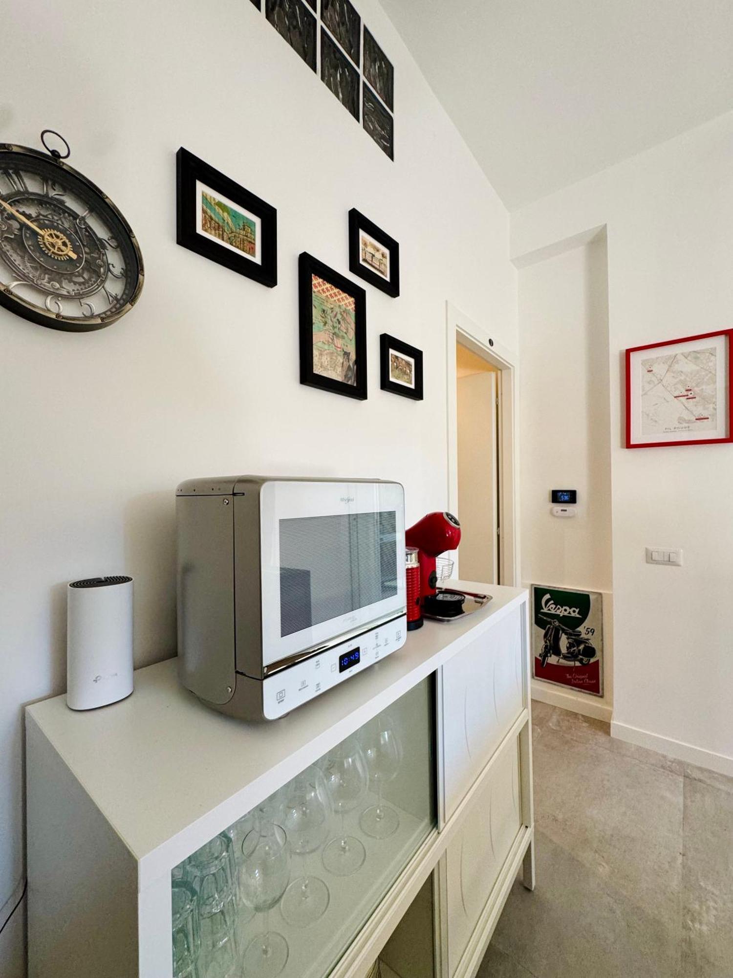 Fil Rouge Hotell Ciampino Exteriör bild